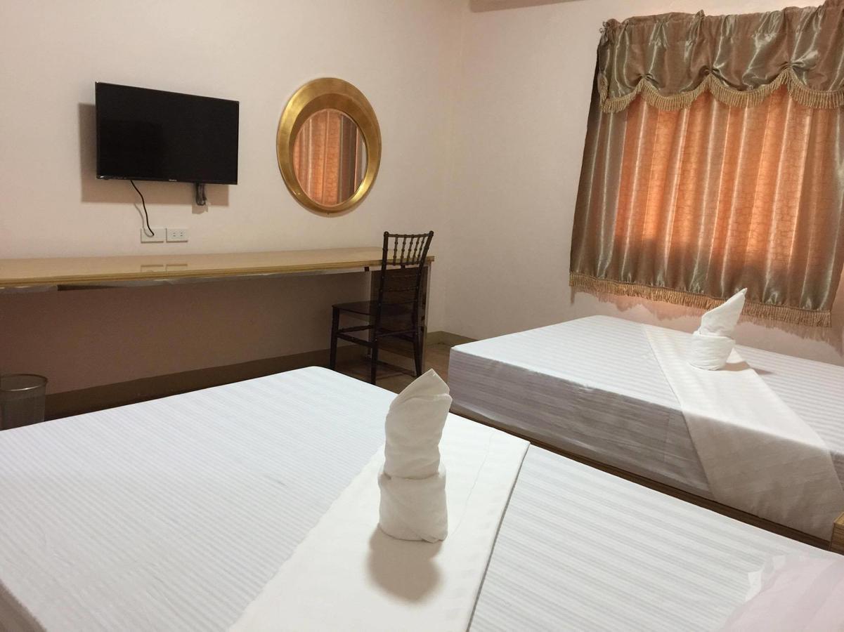 Meaco Royal Hotel - Lipa Lipa City Zewnętrze zdjęcie