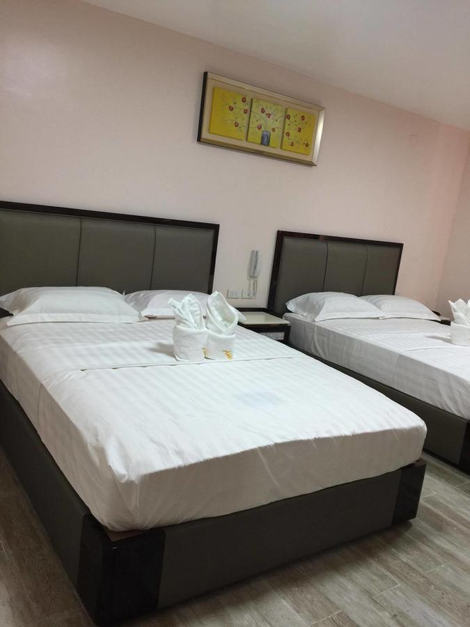 Meaco Royal Hotel - Lipa Lipa City Zewnętrze zdjęcie
