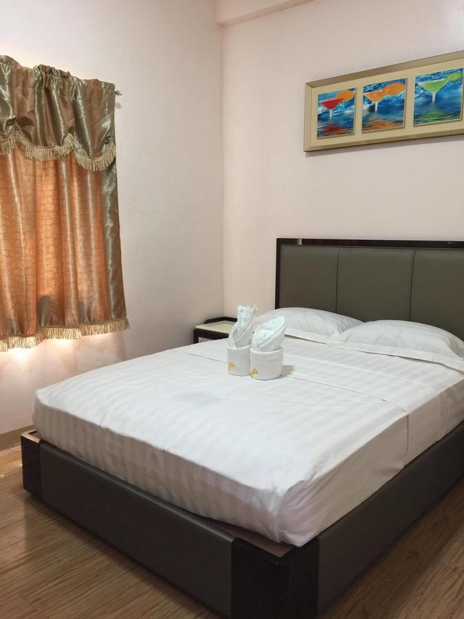 Meaco Royal Hotel - Lipa Lipa City Zewnętrze zdjęcie